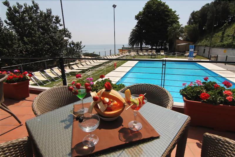 Hotel Villa Adele Celle Ligure Buitenkant foto