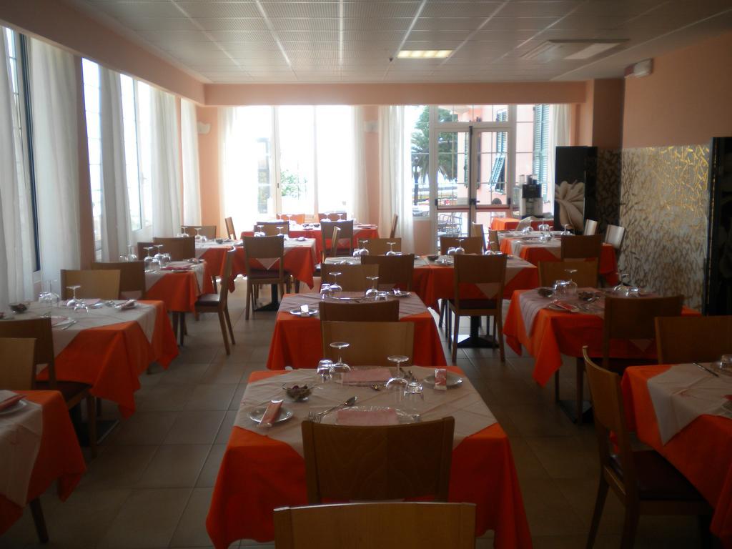 Hotel Villa Adele Celle Ligure Buitenkant foto