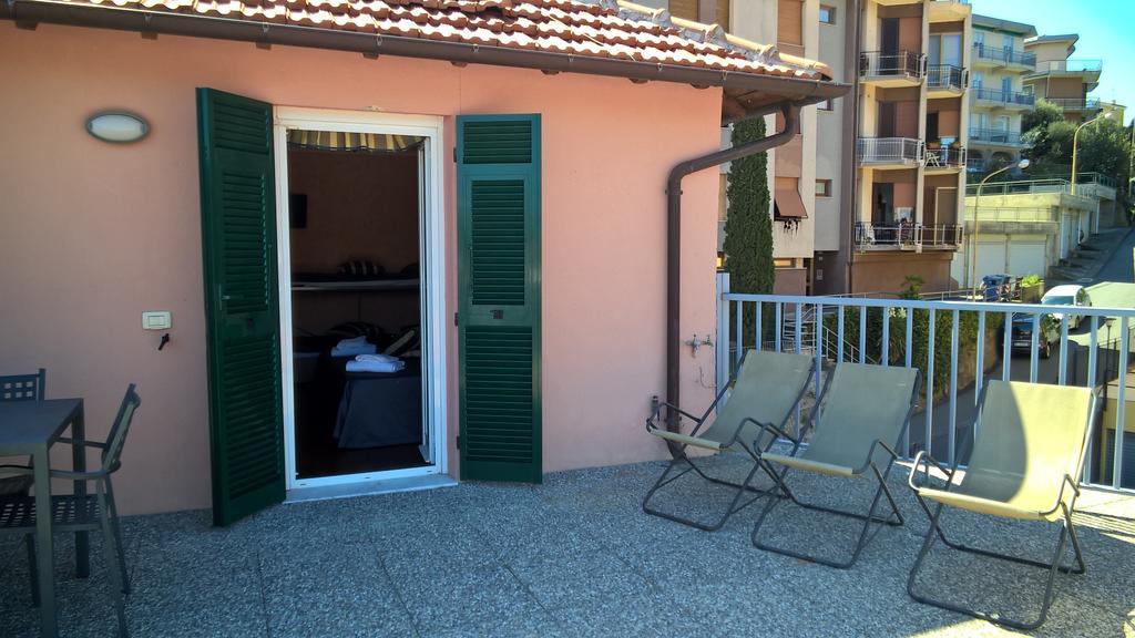 Hotel Villa Adele Celle Ligure Buitenkant foto