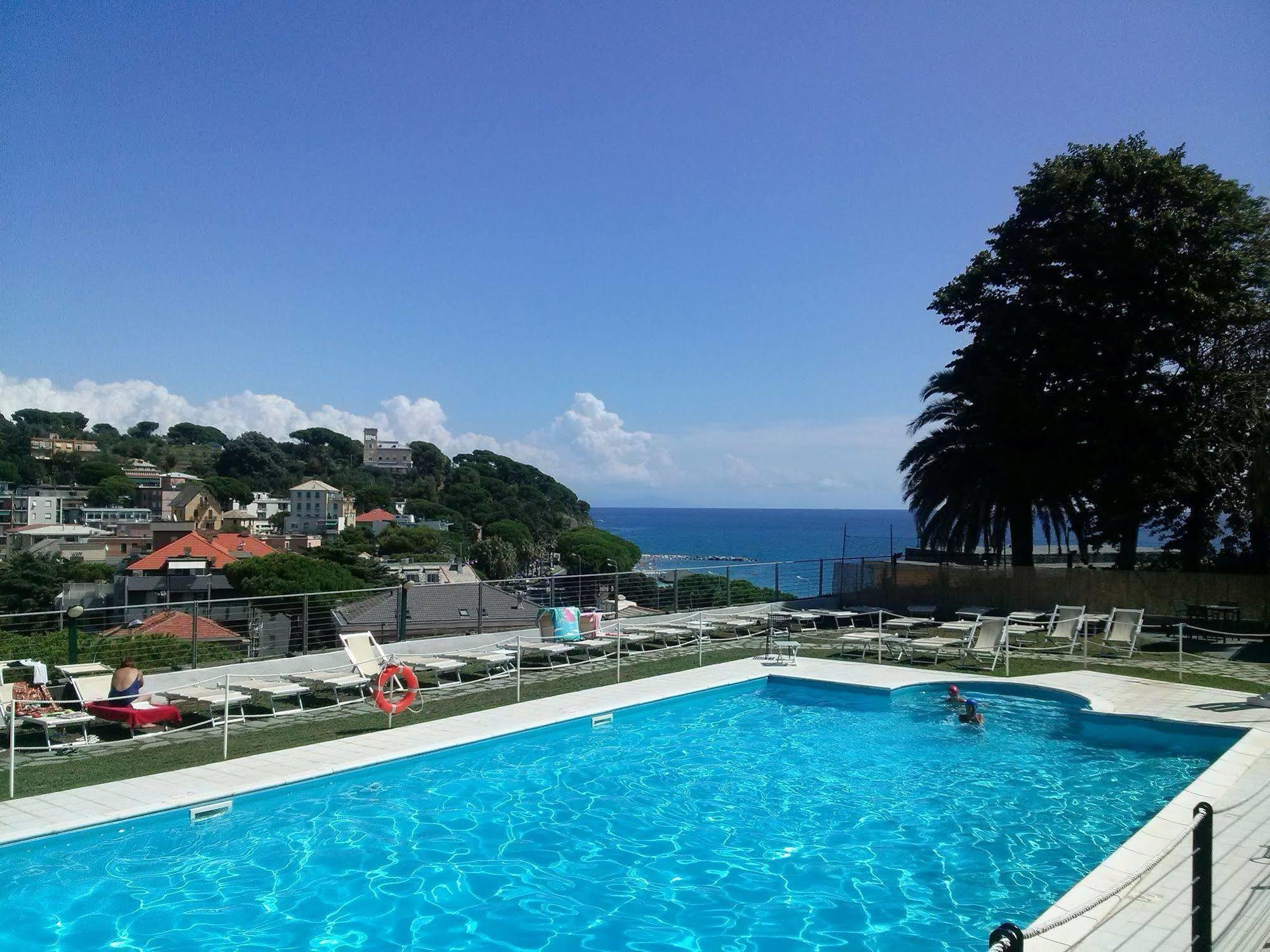 Hotel Villa Adele Celle Ligure Buitenkant foto