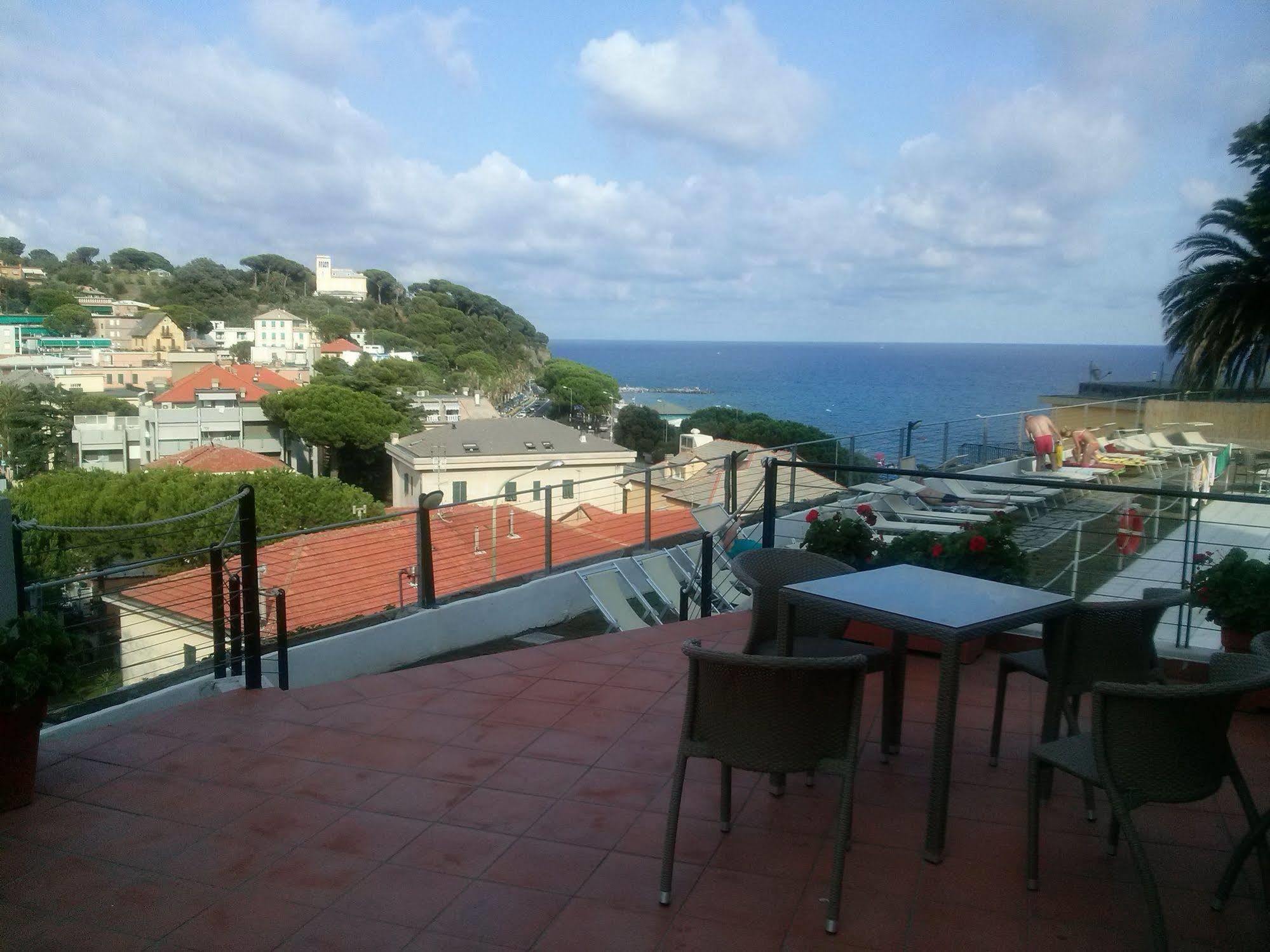 Hotel Villa Adele Celle Ligure Buitenkant foto